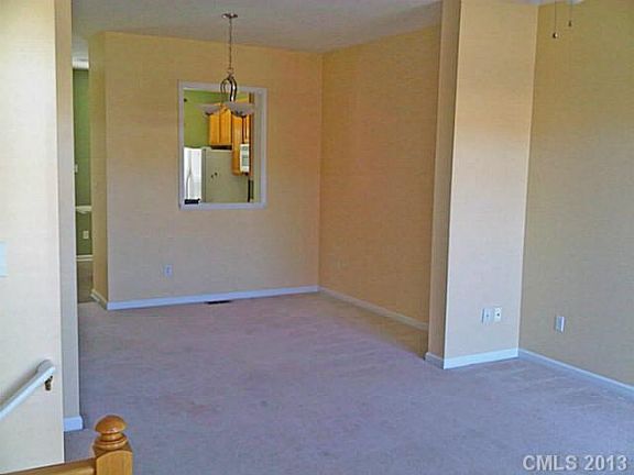 2nd image of 117 Woodsong Ln