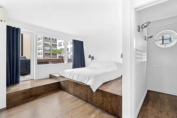 Rented by Compass | media 6