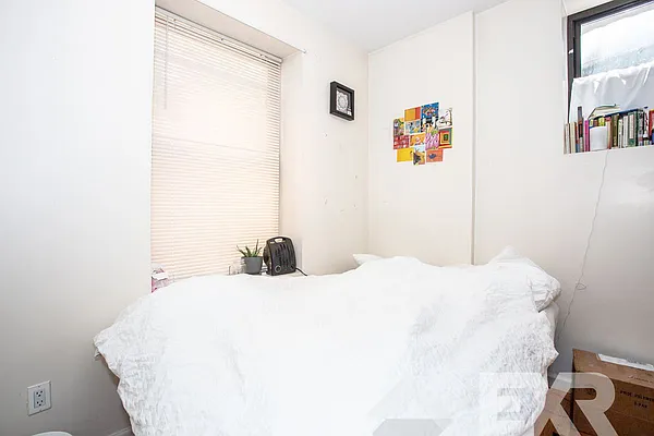 Rented by EXR | media 13