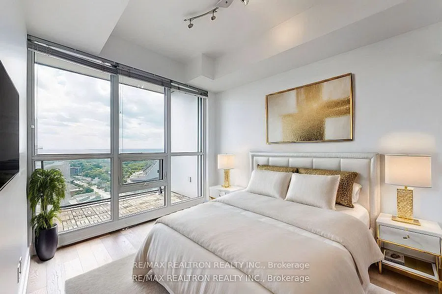 1 bed, $2,400 — Photo 4
