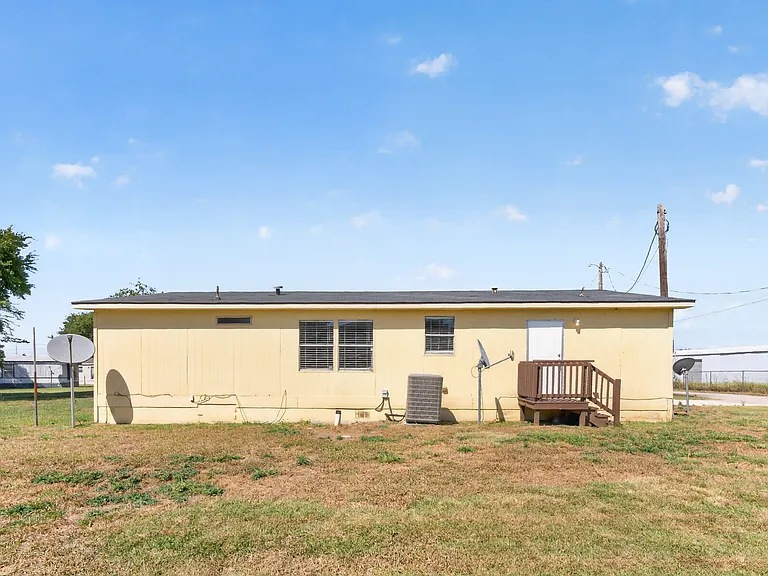 1341 Flying L Ln #16 — Photo 18