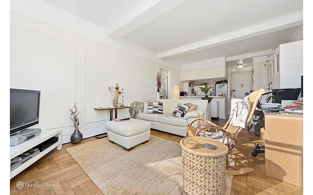 Sold by Douglas Elliman | media 9