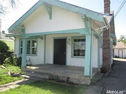 1st image of 521 N Gertrude Ave