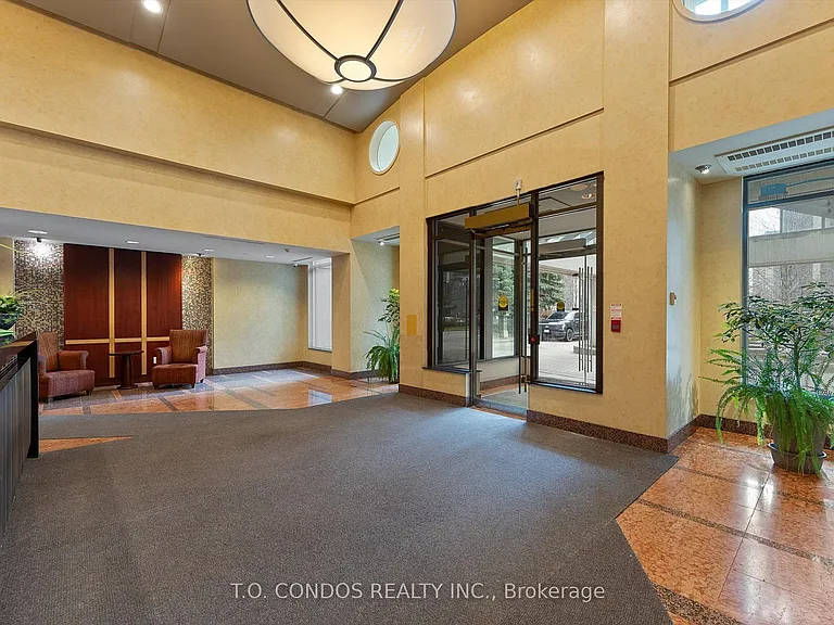 21 Hillcrest Ave #601 — Photo 34