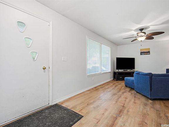 5th image of 615 Mayer STREET