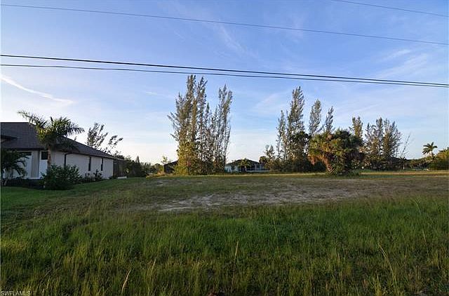 1st image of 1218 SW 36th Ter