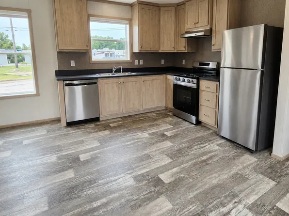 38 Harvest Moon Park, Linden, PA 17744