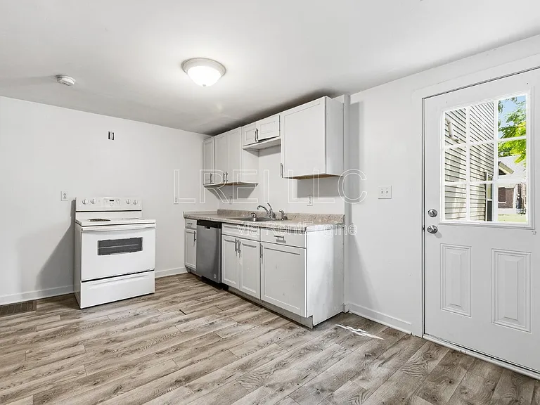 1743 W Hill St #2 — Photo 9