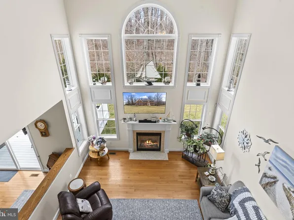 3283 Huntsman Dr, Huntingtown, MD 20639