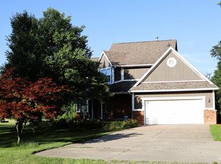 13578 Strasburg Rd, La Salle, MI 48145