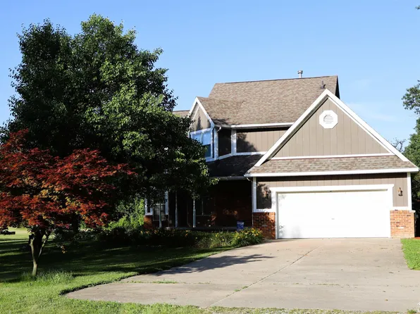 13578 Strasburg Rd, La Salle, MI 48145