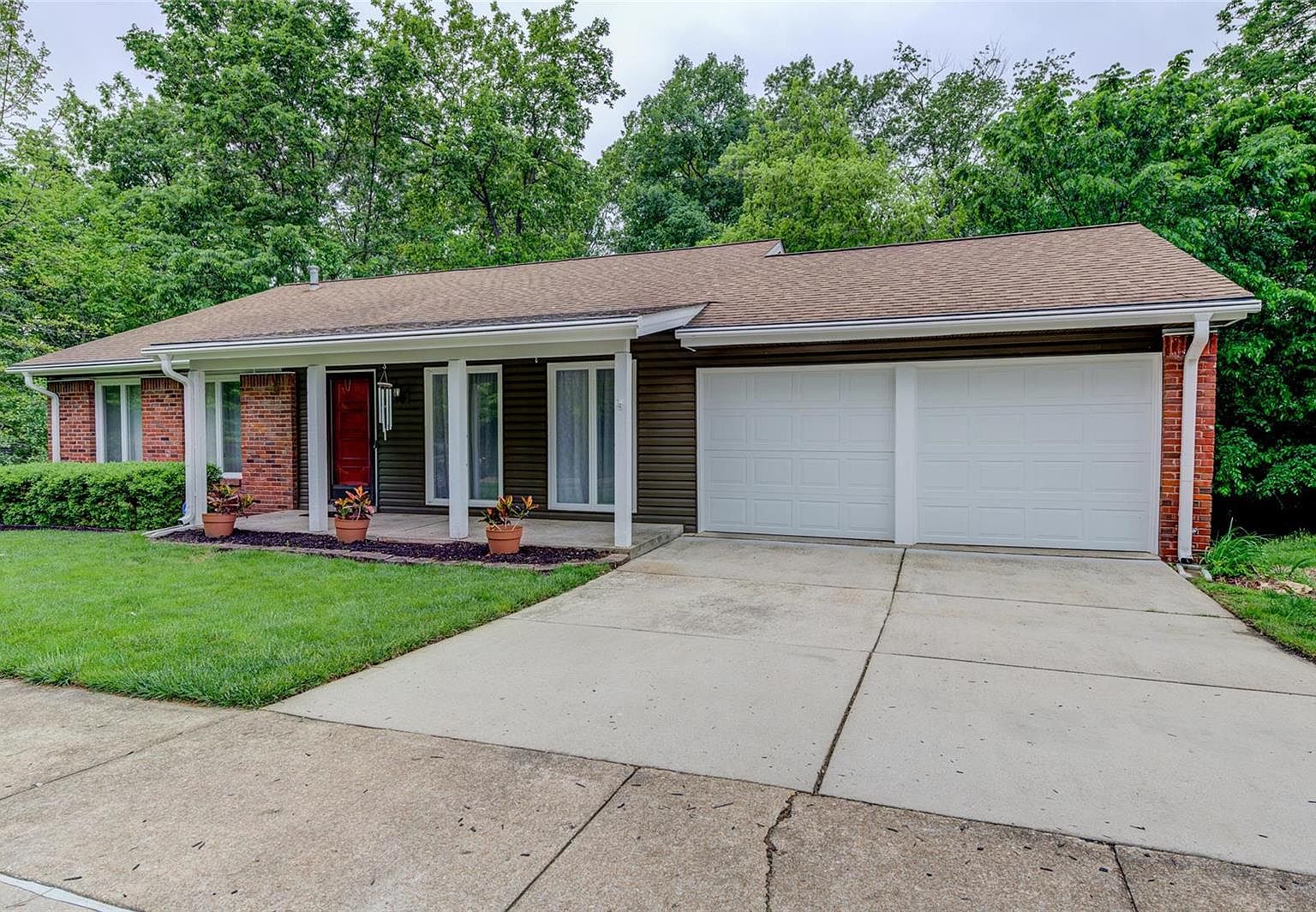 821 Country Stone Dr, Manchester, MO 63021 Zillow