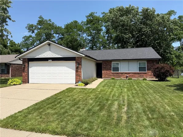 2491 Windsor Village Dr, Miamisburg, OH 45342