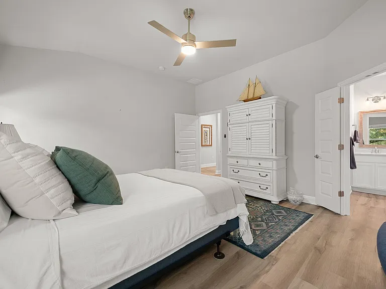2503 Wilson Ave — Photo 22
