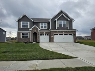 7735 Rolling Green Dr, Avon, IN 46168