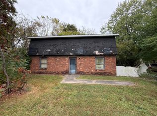 2244 Holt Rd, Paducah, KY 42001