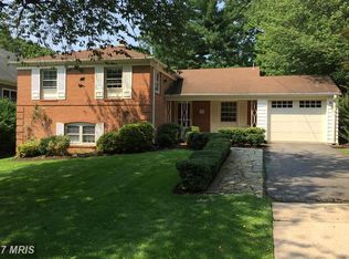 7514 Marbury Rd, Bethesda, MD 20817