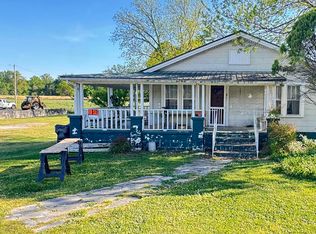 1199 & 1201 W Main St, Centre, AL 35960