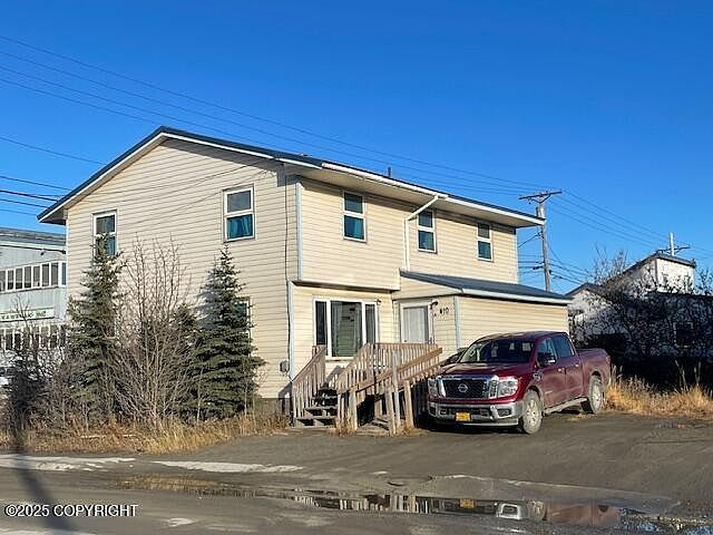 1st image of 410 W Seppala Dr