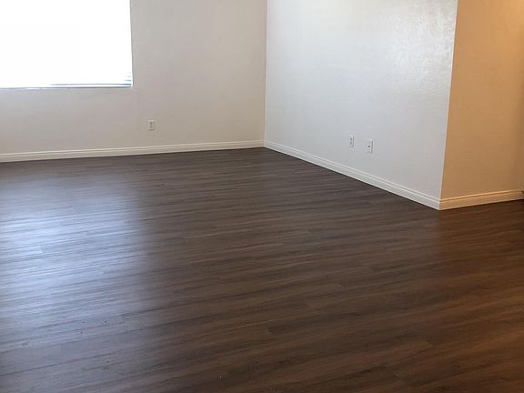 3rd image of 978-80 El Pico Ct