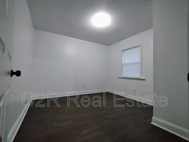 7911 Southfield Dr — Photo 14
