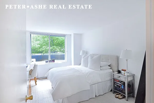 Rented by Peter Ashe | media 21