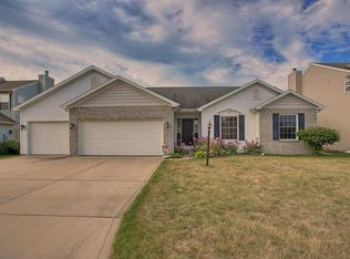 3915 Trailway Dr, Champaign, IL