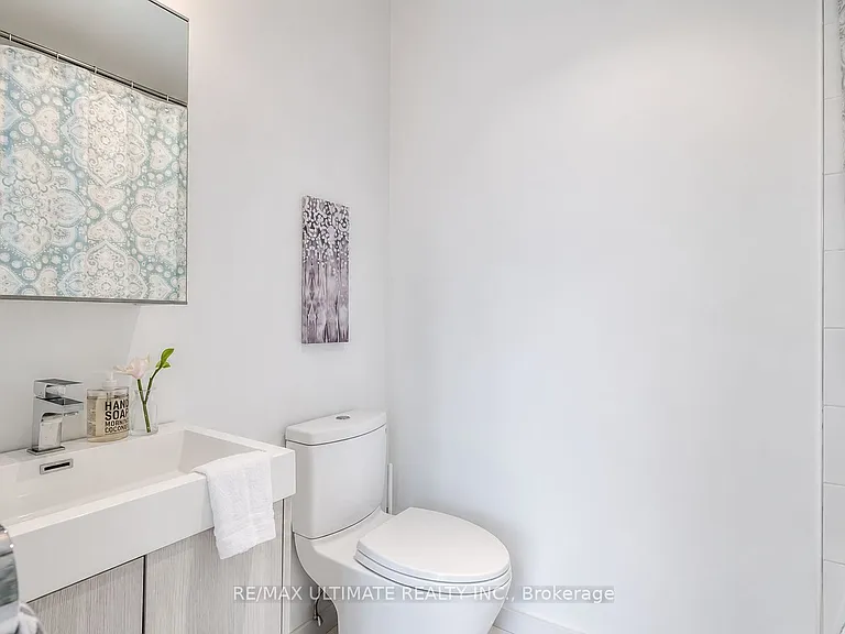 126 Spadina Rd #5 — Photo 11