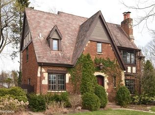 345 Stratford Rd, Des Plaines, IL 60016