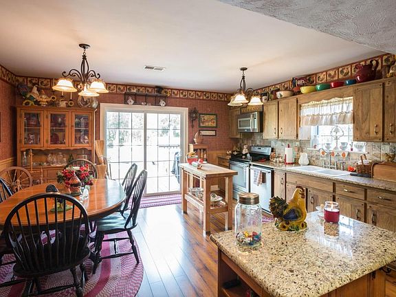 5th image of 4085 Quail Nest Ln