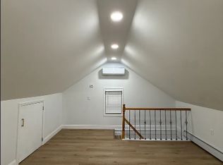 20315 42nd Ave APT 2A, Bayside, NY 11361