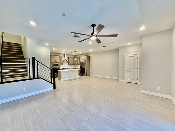 5th image of 11447 Peak Landing Ave