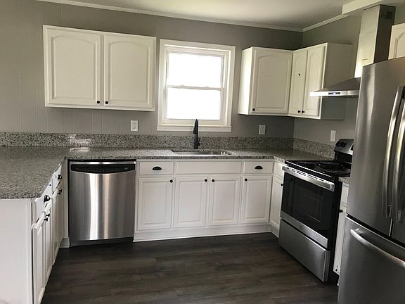 2nd image of 334 Hawkins Rd