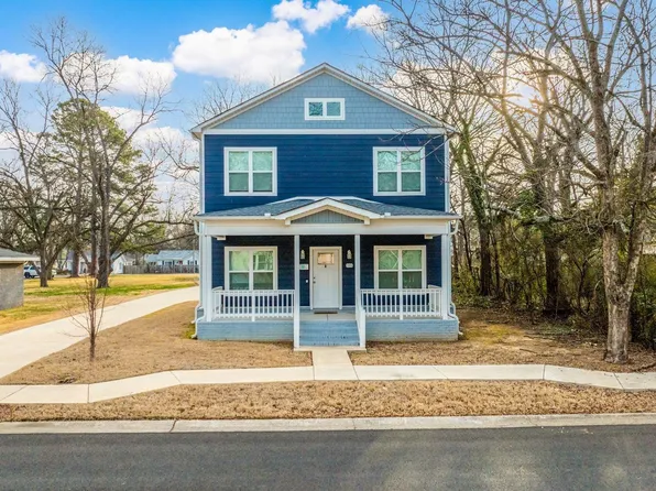 514 Center St, Conway, AR 72034