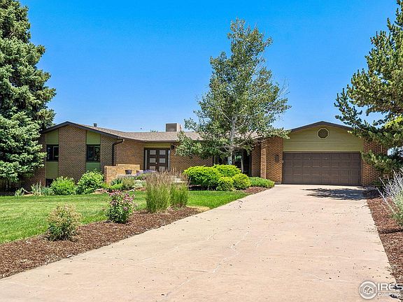 2nd image of 2066 Stonehenge Cir