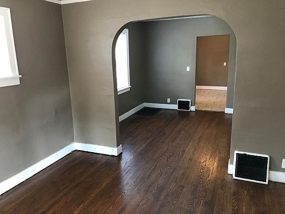 4th image of 4133 S 27th St