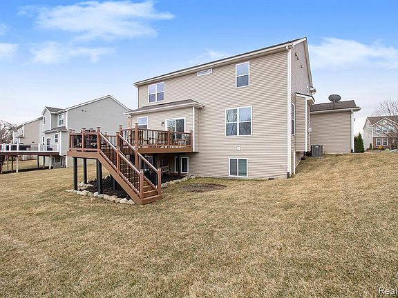 4th image of 10935 Bouldercrest Dr