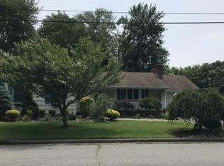 215 Manning Ave, South Plainfield, NJ 07080