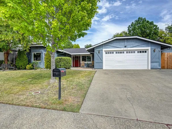 3145 Capistrano Way, Rocklin, CA 95677