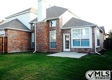 3rd image of 3329 Marcedonia Dr