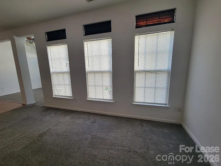177 Autumn Falls Dr — Photo 4