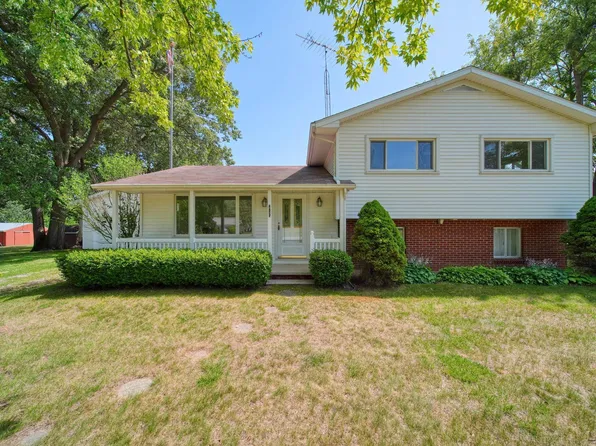 2745 E Carleton Rd, Adrian, MI 49221