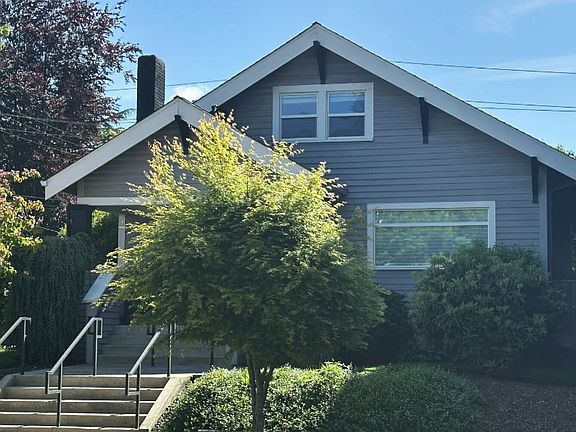 Craftsman Flats on Mississippi (Main Building)