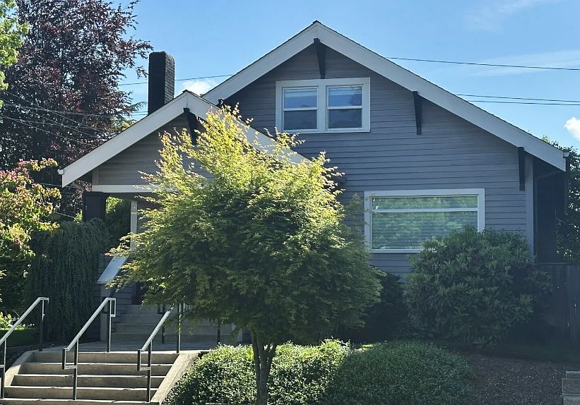 Craftsman Flats on Mississippi (Main Building)