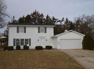 2893 SW College Ct, Topeka, KS 66611