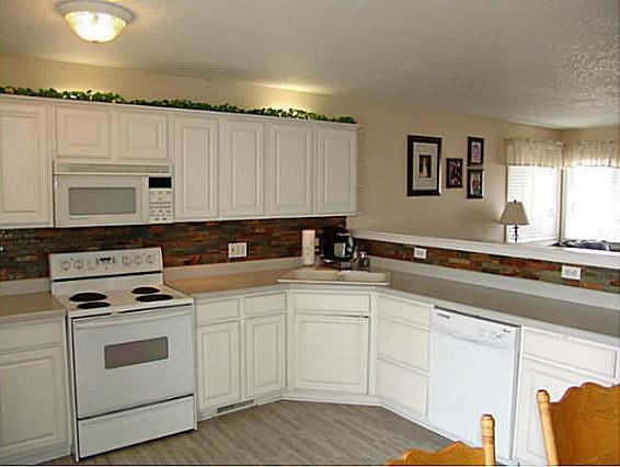 2nd image of 806 Green Breeze Cir