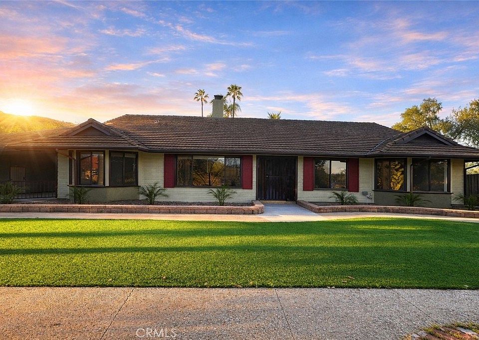 1st image of 605 Cox Rd