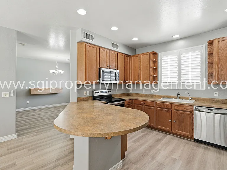 115 W Mountain Sage Dr — Photo 13