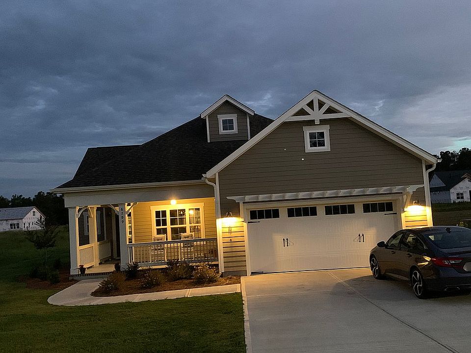 2nd image of 6799 Campbells Ridge Dr SE