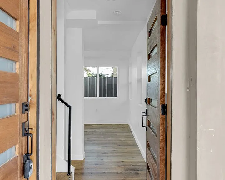 Best Priced Luxury 4 & 5 Bed Townhomes in Mid-City! — Photo 8